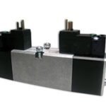 Válvula mini ISO 5/3 doble solenoide 12 VDC - Norgren